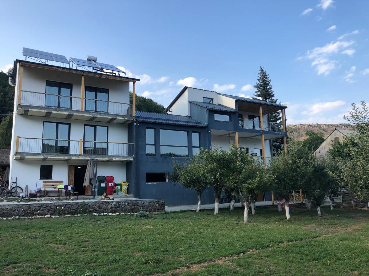 Vardeni Guesthouse Hrazdan 外观 照片